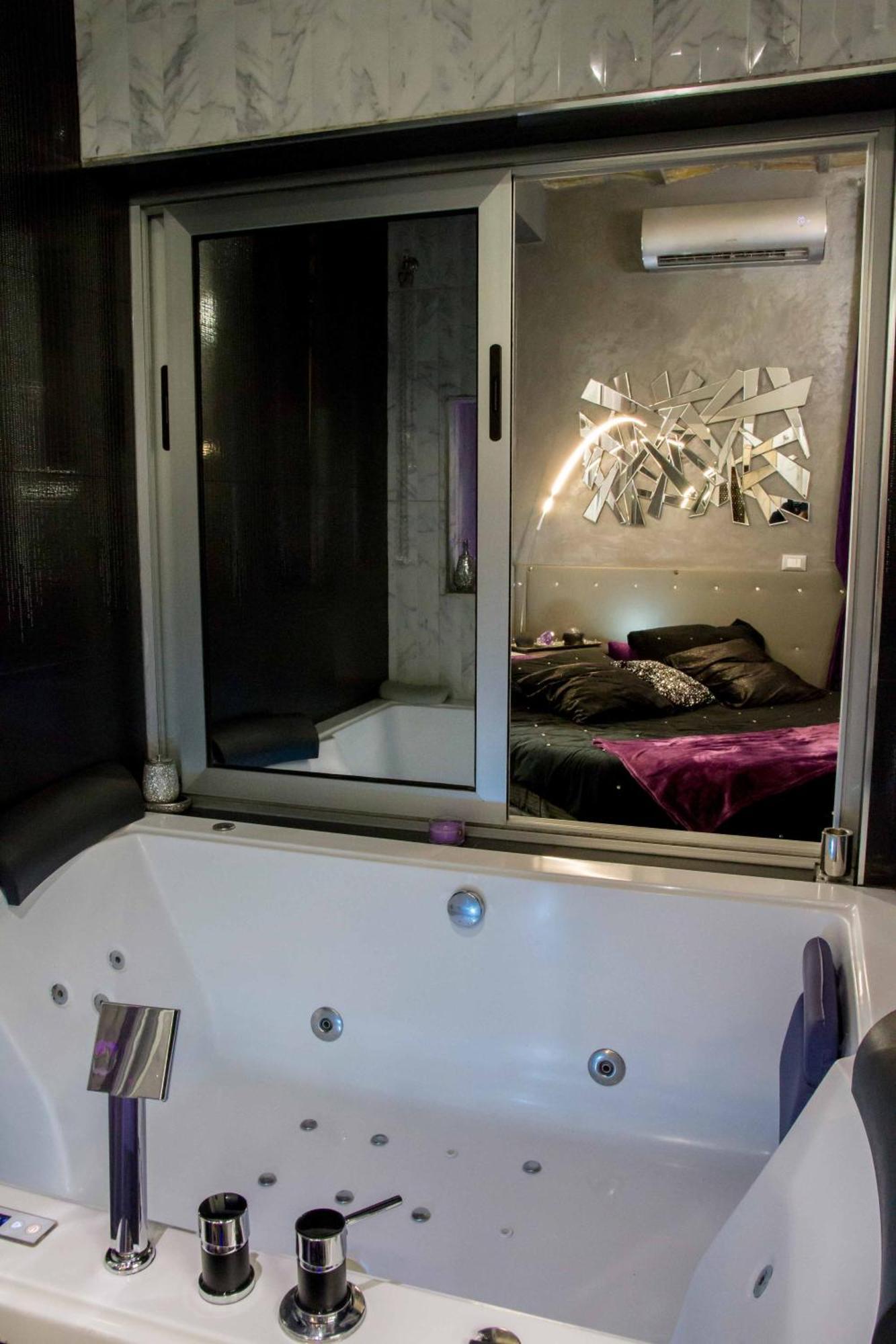 Jacuzzi Love Suitesweetרומא מראה חיצוני תמונה